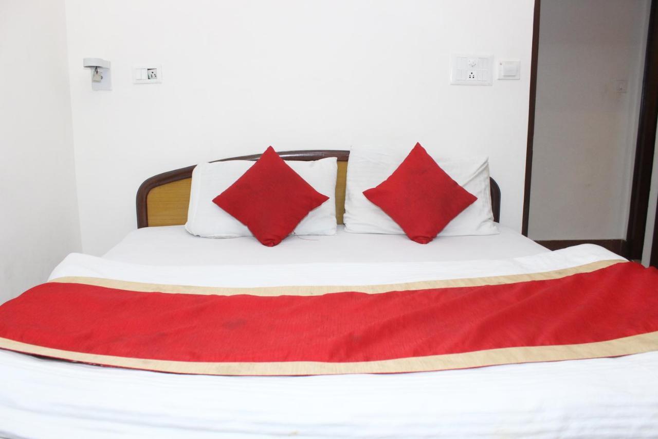 Hotel Dolls Inn Nainital Εξωτερικό φωτογραφία
