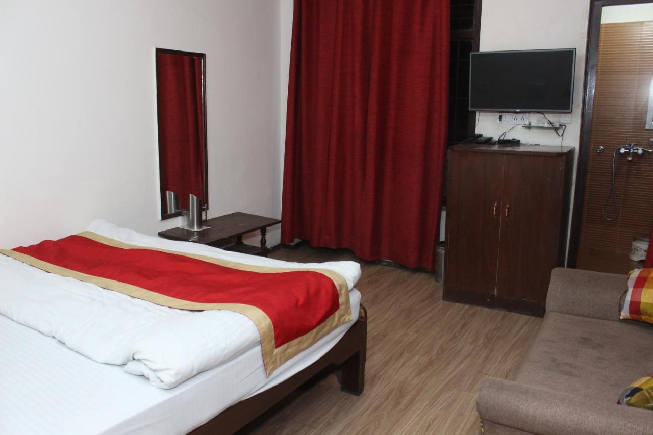 Hotel Dolls Inn Nainital Εξωτερικό φωτογραφία
